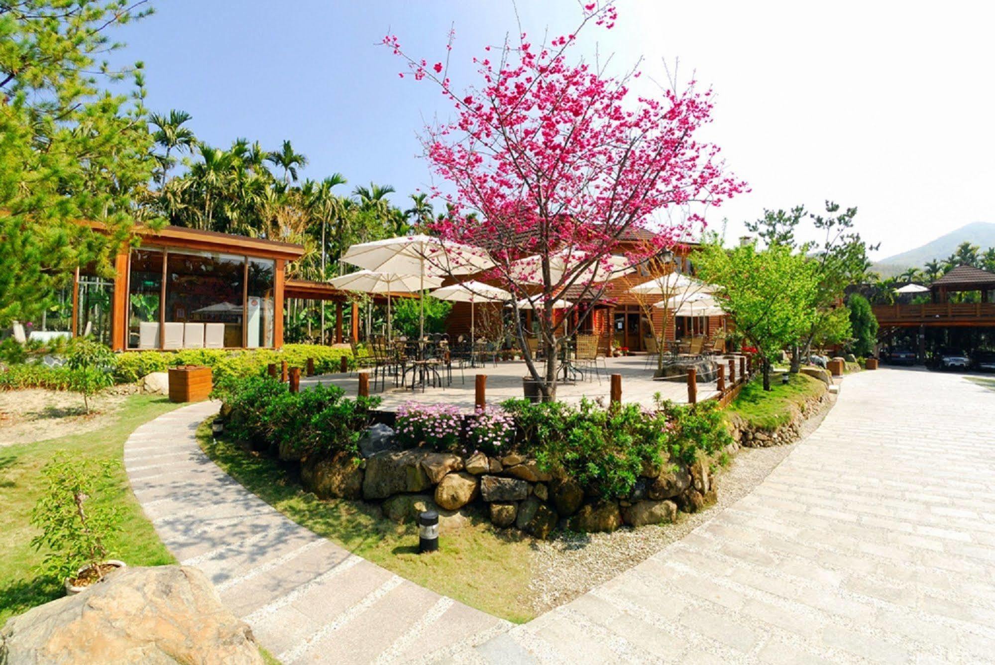 Sakura Villa Nantou Esterno foto
